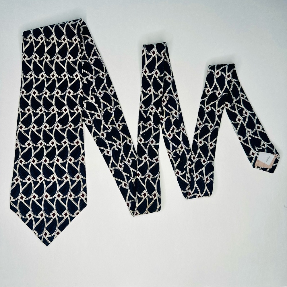 Vintage Pierre Cardin Navy & White Geometric Abstract Silk Designer Tie 4”